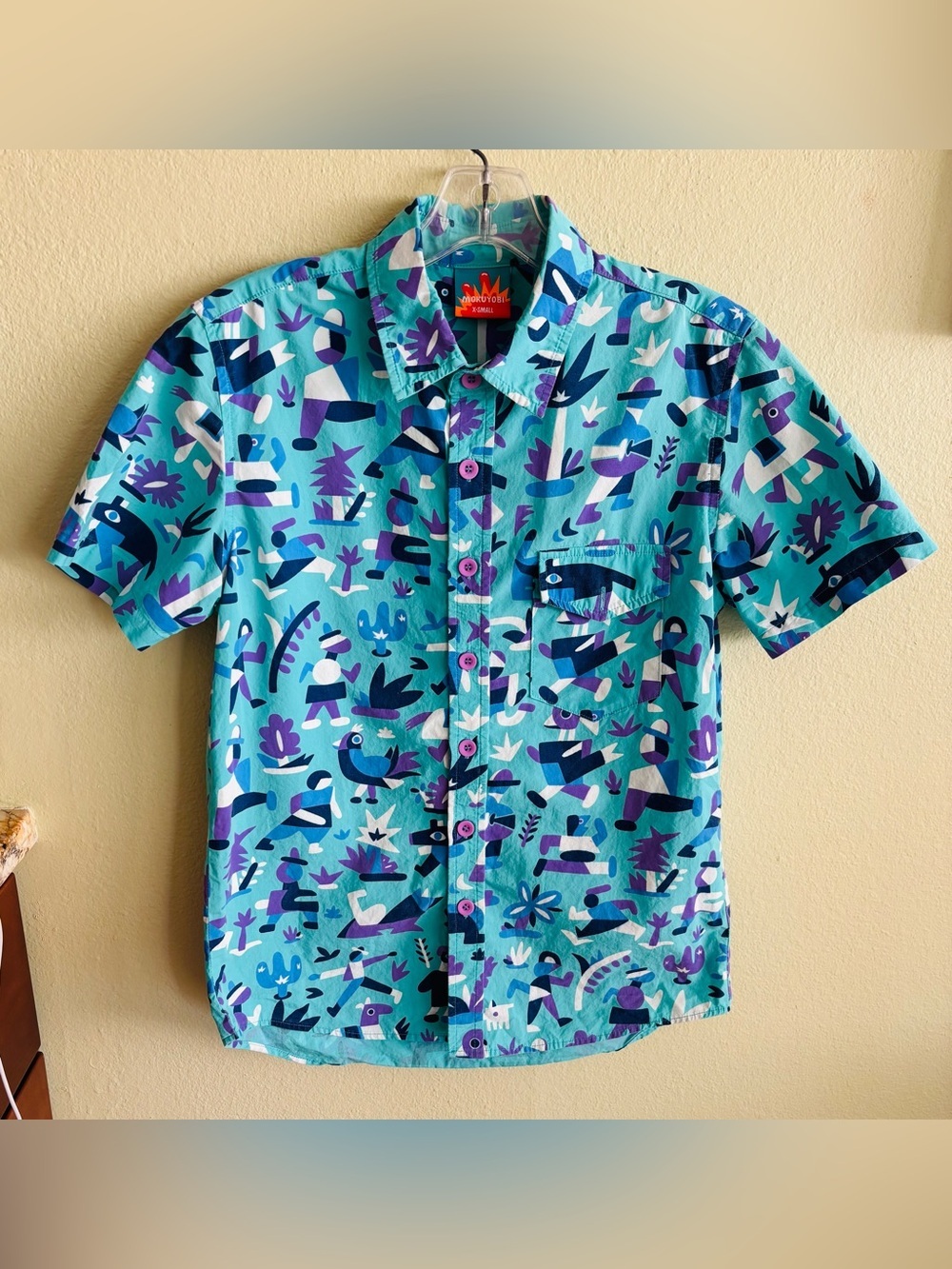 Mokuyobi Blue Short Sleeve Button Down Shirt w/Desert Figures Graphics  Size: XS